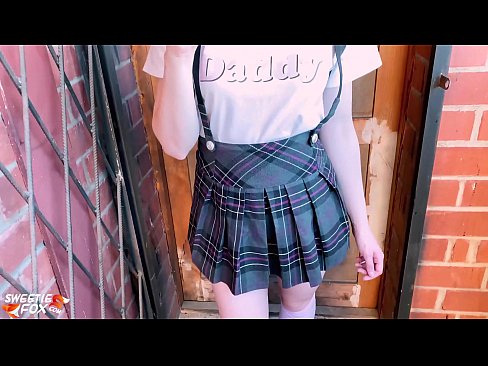 ❤️ A menina da escola chupa profundamente a piça e fode em vez de aulas. Porno russo em pt-br.com-pornzog.ru ﹏
